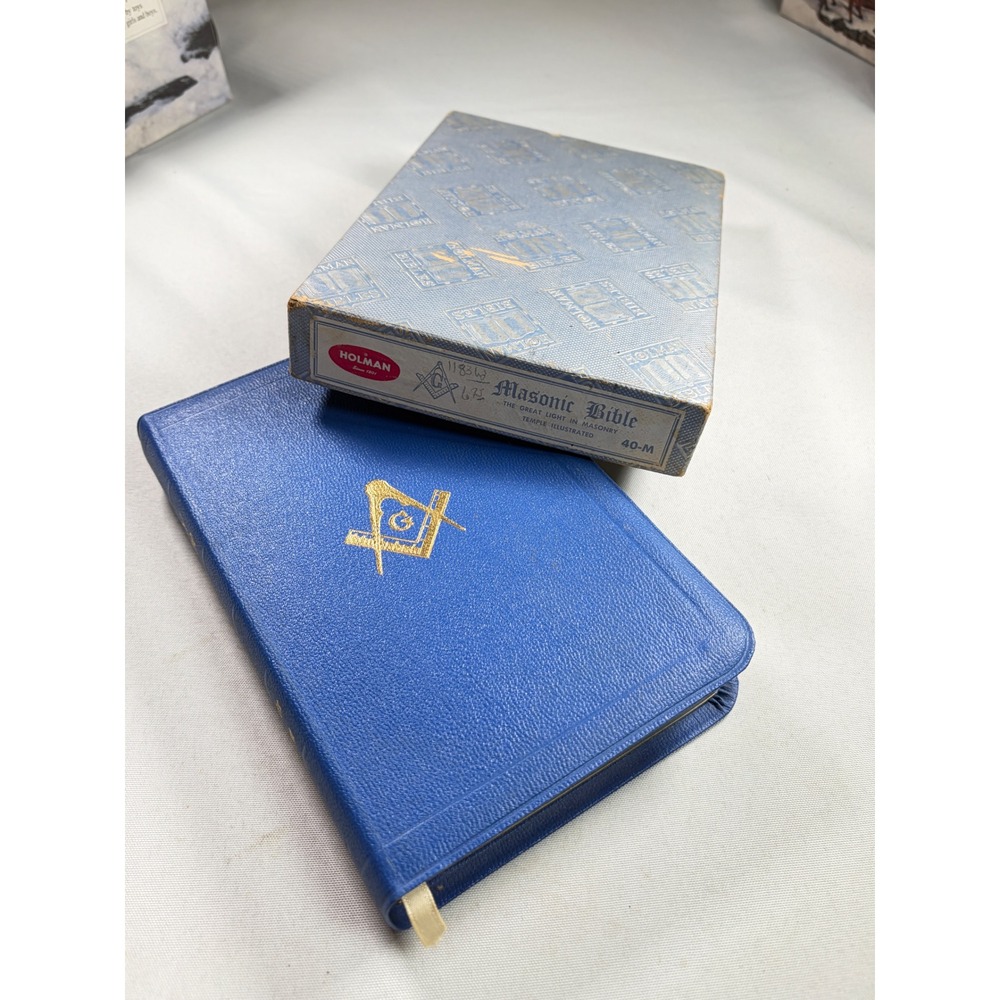 Holman Masonic Bible Temple Illustrated Blue Gold Gilt Masonic Edition 40-M Box